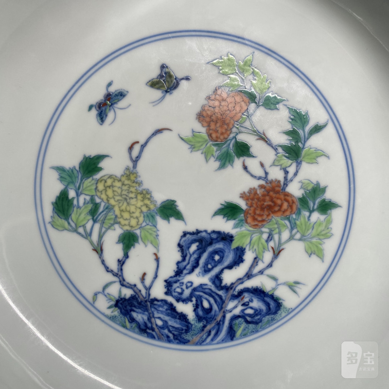 清雍正 斗彩蝶恋花纹盘 - 图9